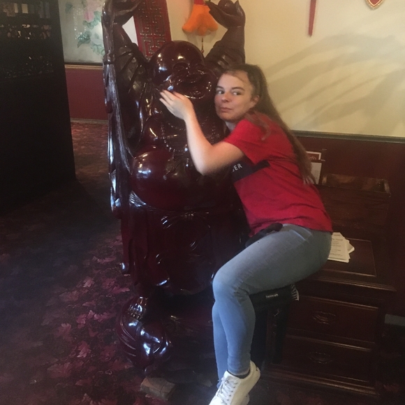 Meet your Posher, Jazmyn - Picture 2 of 2